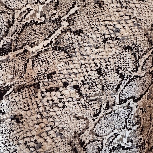 Rachel Zoe Snake Print Pull-On Midi-Skirt - Size 2 - Picture 7 of 8